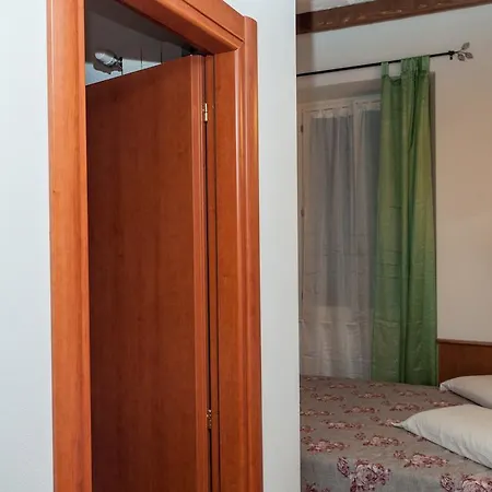 Bed & Breakfast Lena *