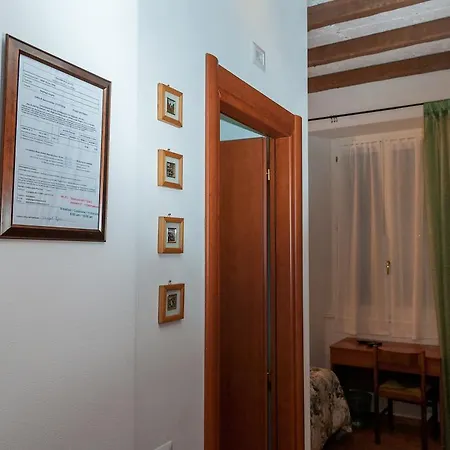 Bed & Breakfast Lena *