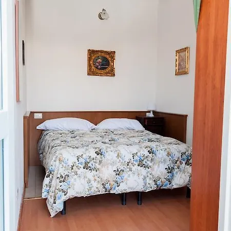 Bed & Breakfast Lena *