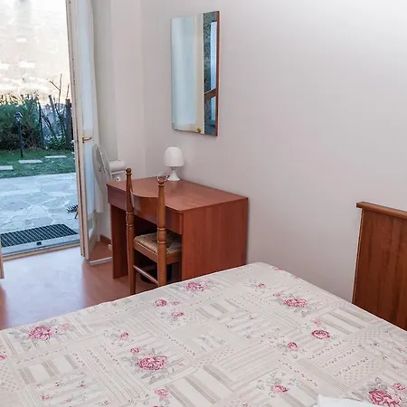 Bed & Breakfast Lena Bellano